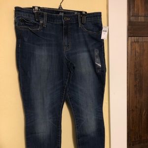 NWT - Gap Legging Skimmer Jeans - 10 short